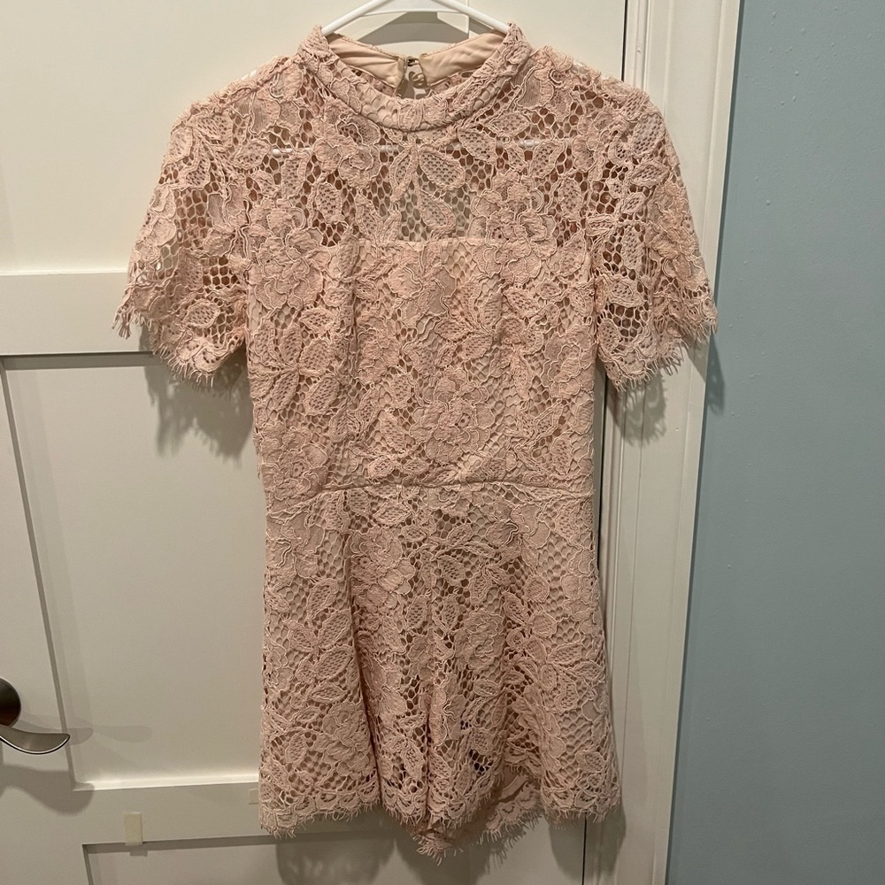 Alexis Blush Delphine Romper size small.